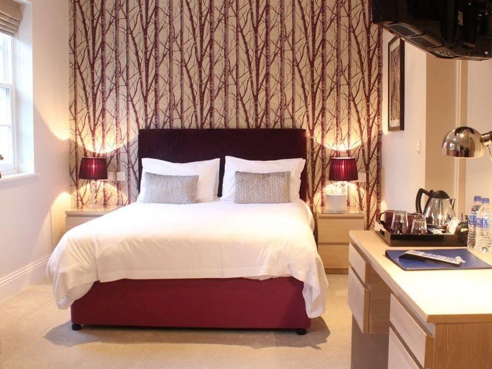 The Keep Boutique 3* Йеавил